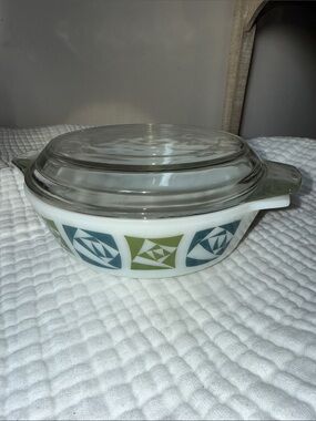 VTG British JAJ Pyrex Checkers casserole dish Blue & Green 509 lid 16D